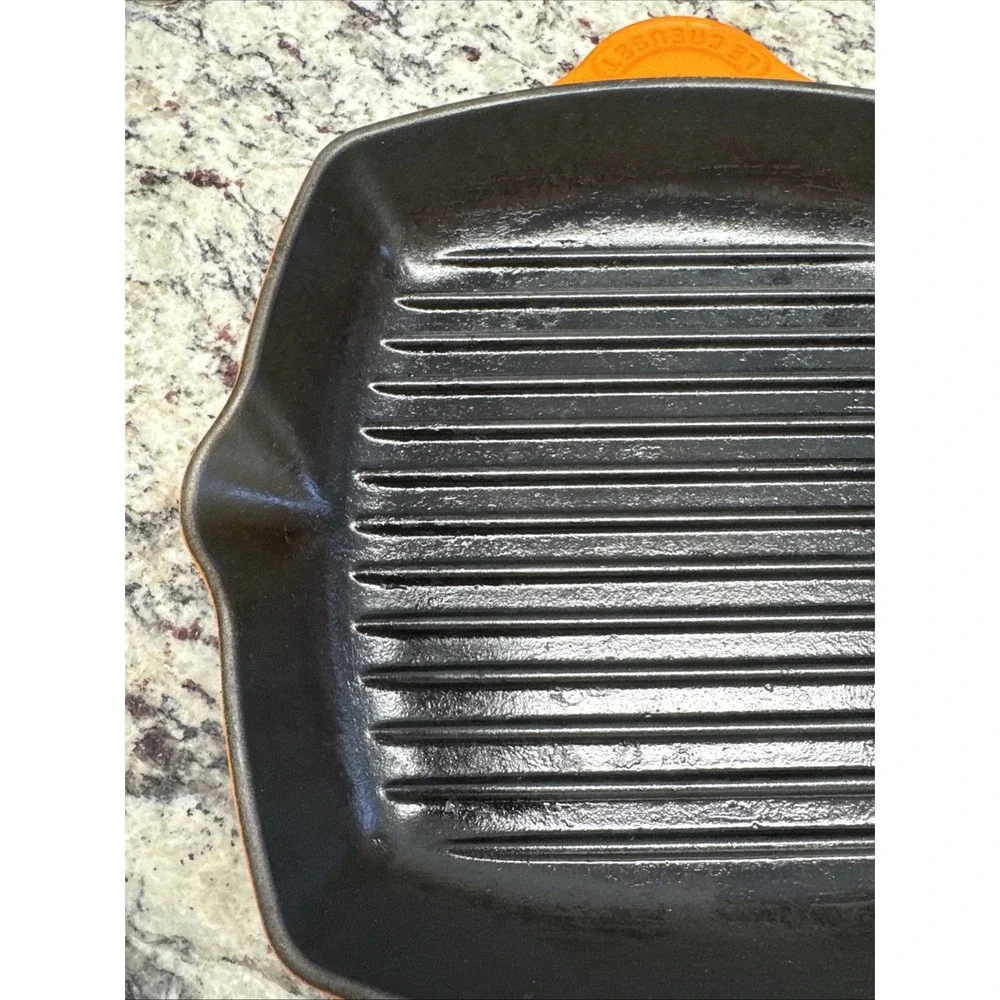 Le Creuset #26 Red Enameled Cast Iron Square Grill Pan Skillet Griddle Orange